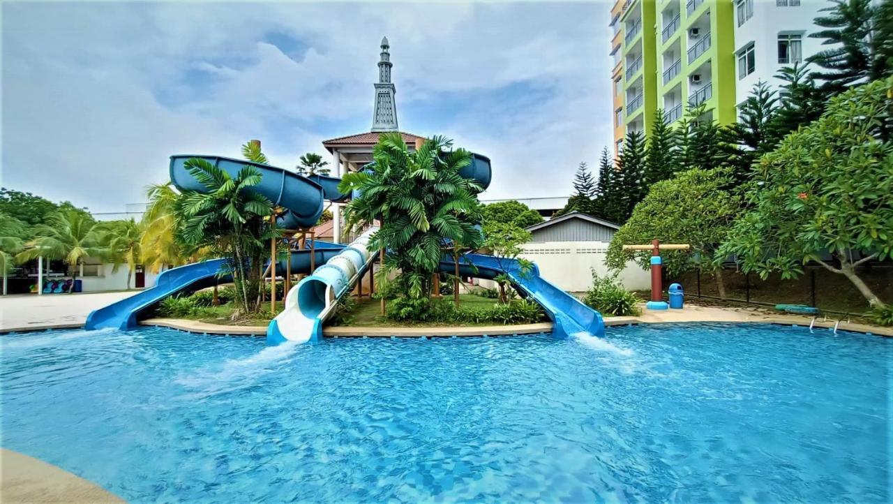 Melaka By Lg Water Themepark & Resort Melaka By Ggm Malacca מראה חיצוני תמונה
